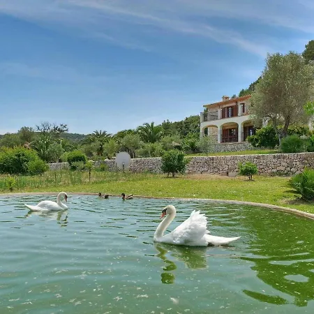 Plomera Villa