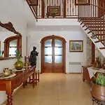 Plomera Villa