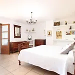 Plomera Villa *