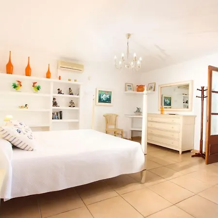 ヴィラ Plomera ポレンサ